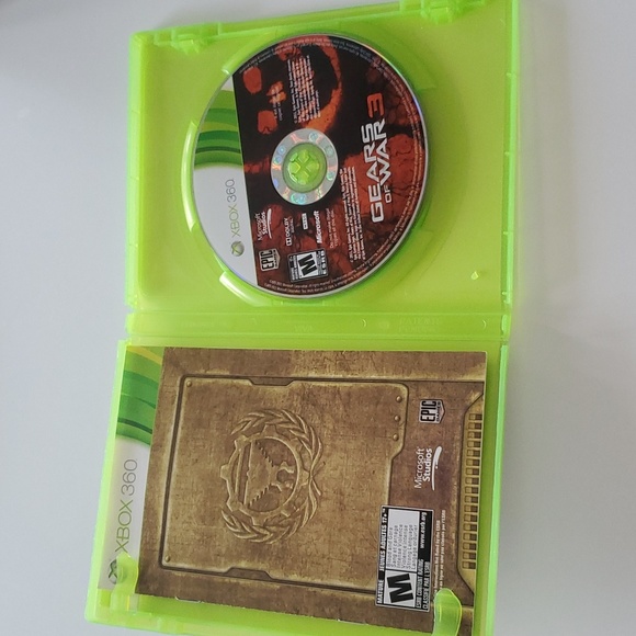 🎉2 for $15🎉 XBox 360 Game: Gears of War 3 - Picture 4 of 4